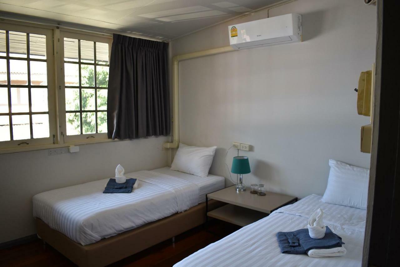 Maya Bed And Food Hostel Čiang Mai Exteriér fotografie